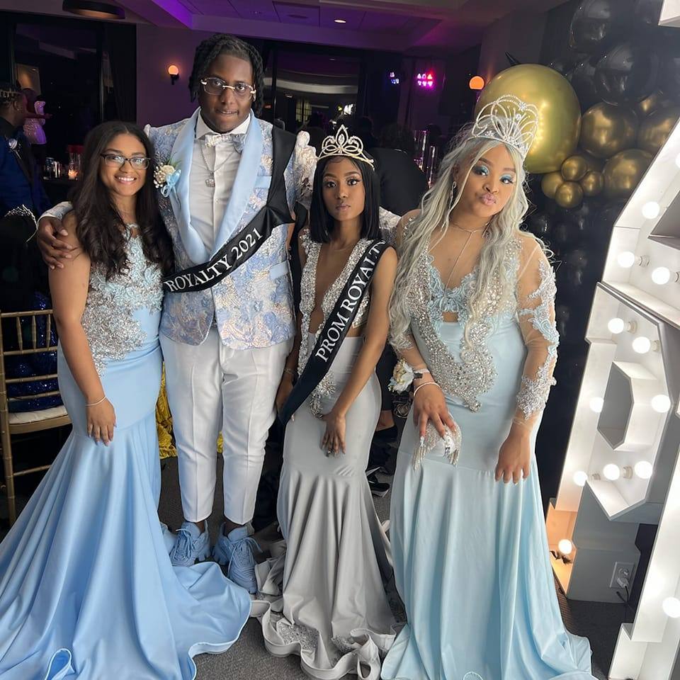 Prom 2022 Gallery Image 6